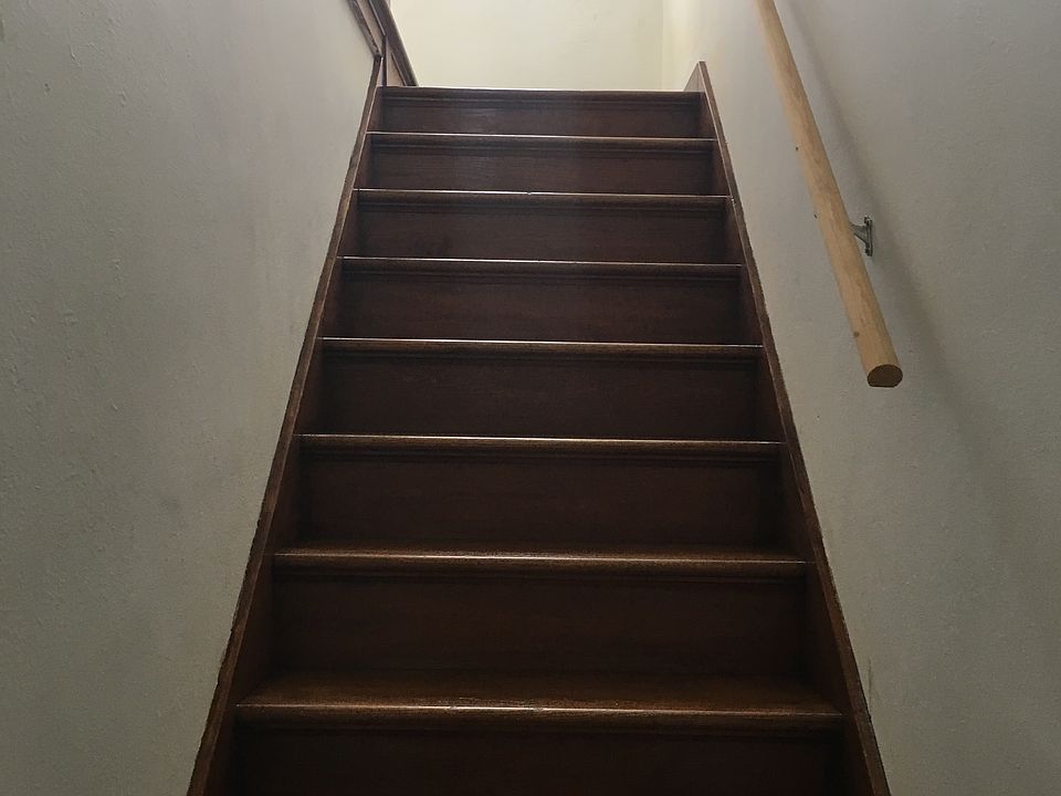 2nd image of 1902 Woodbridge Rd