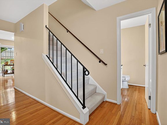 5th image of 1354 Shallow Ford Rd