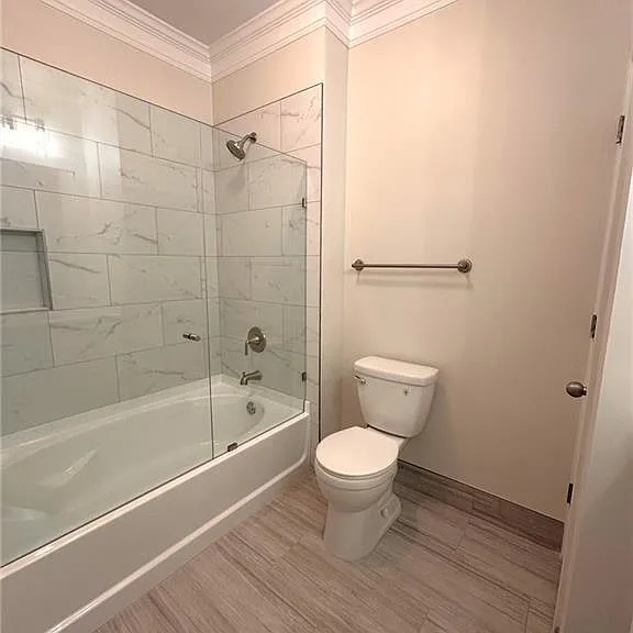 1110 Westchester Rdg NE — Photo 8