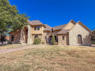 2737 Wood Lake Dr, Cedar Hill, TX 75104