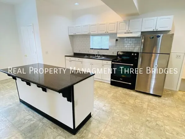 1293 Purcell Ave, Saint Louis, MO 63133