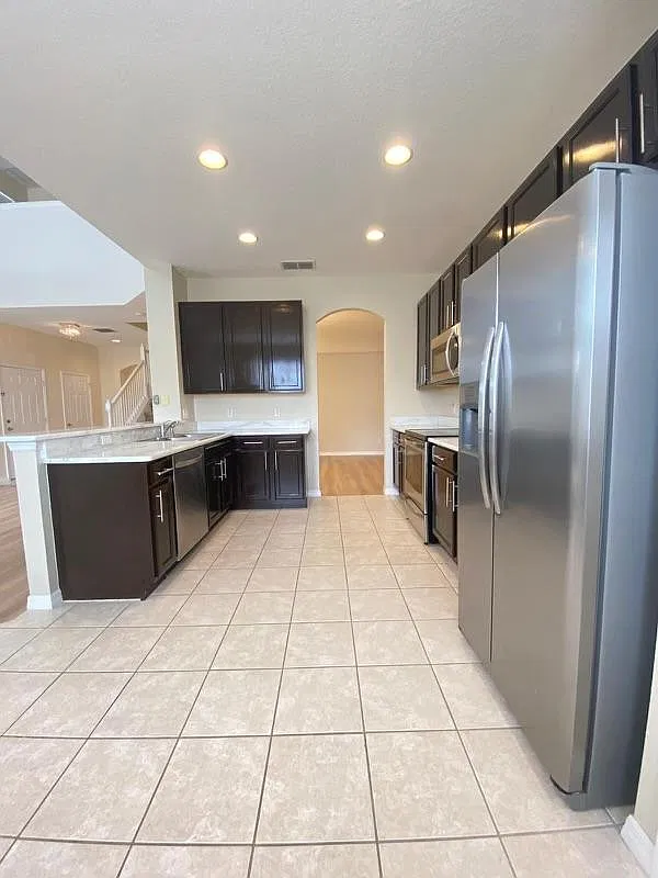 1002 Travertine Ter — Photo 2