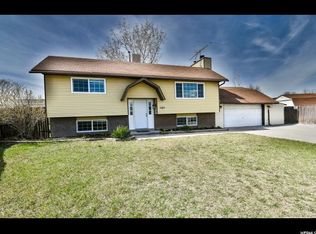3892 W Stardust Cir, West Jordan, UT 84088