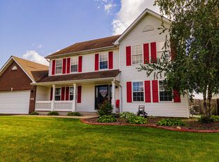 588 Calenoula St, Roscoe, IL 61073