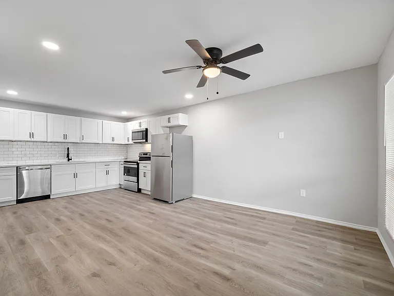 Saphira Apartments — Photo 3