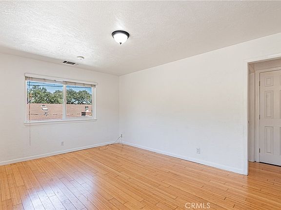 4th image of 236 19th St