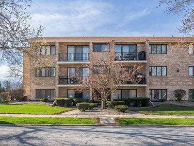 7345 Tiffany Dr APT 1E, Orland Park, IL, 60462