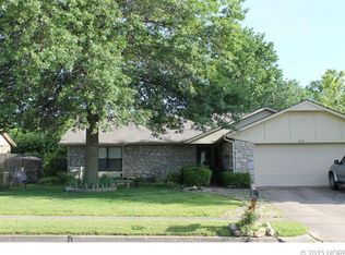 3101 E Louisville St, Broken Arrow, OK 74014