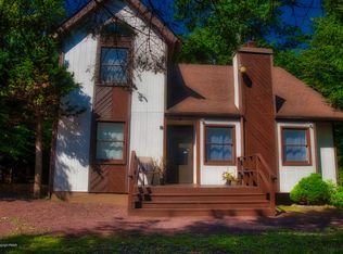 5104 Iroquois St, Tobyhanna, PA