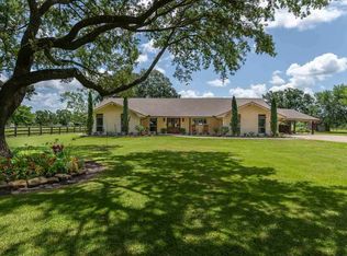 12872 Hamshire Rd, Winnie, TX 77665