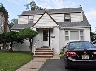 3-29 31st St #2X, Fair Lawn, NJ 07410