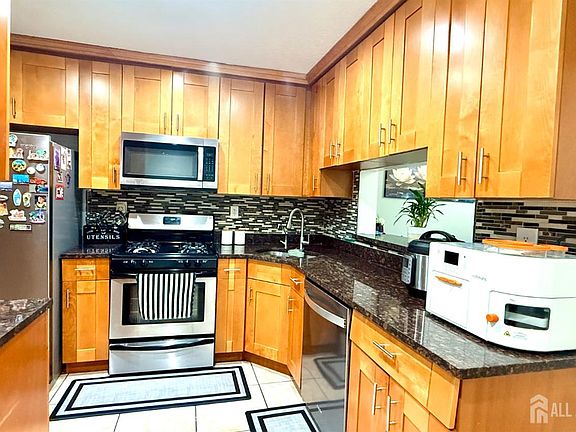 5th image of 12 Palm Ct