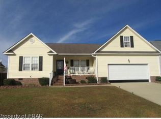212 Shakerstone Dr, Fayetteville, NC 28311
