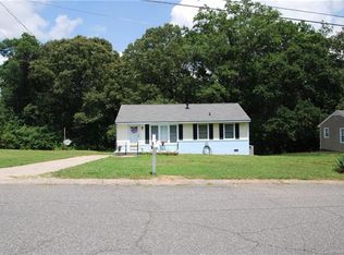 1712 Oak Valley Dr, Gastonia, NC 28054