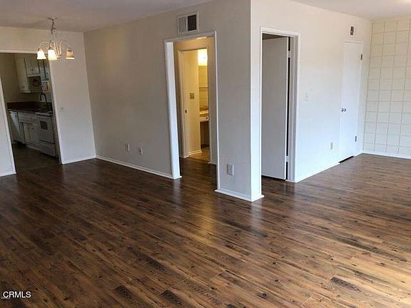 4th image of 110 E Bay Blvd