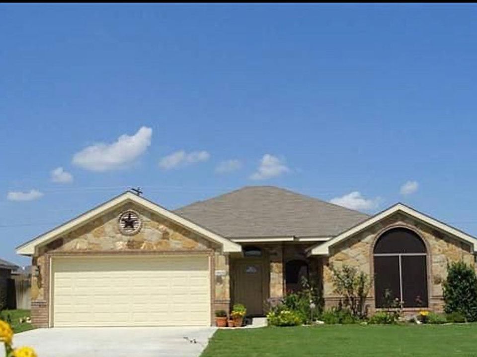 1st image of 9808 Diana Dr
