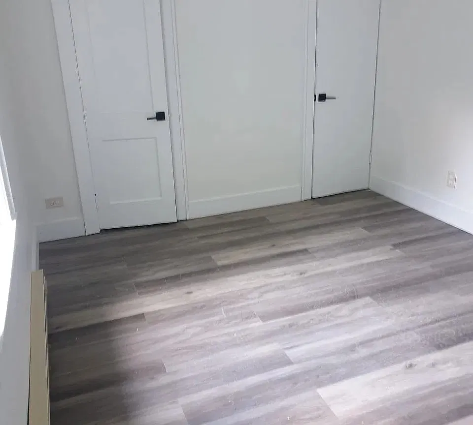 98 Lincoln Pl — Photo 1