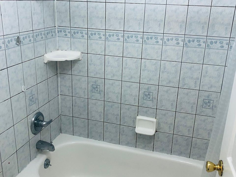 2nd image of 60 Chester St APT 1
