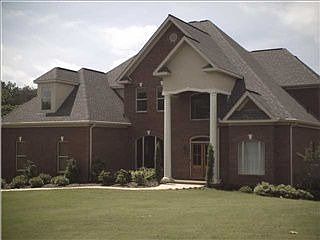 1st image of 2538 Lake Crest Dr