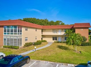 58 Woodland Drive #102, Vero Beach, FL 32962