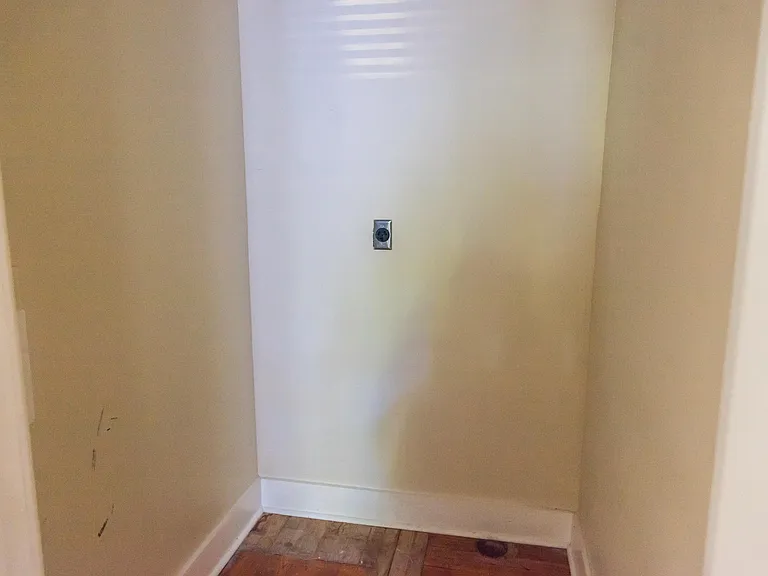 3066 Oxford Ave — Photo 17