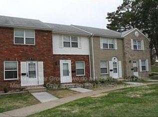 9265 Nieman Rd, Overland Park, KS 66214