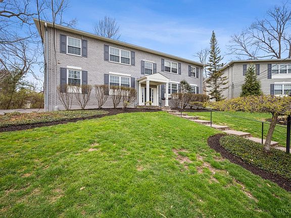 3rd image of 3655 Willowlea Ct Unit B
