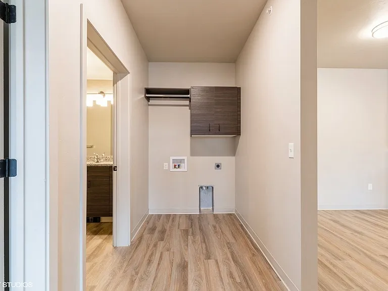 1920 Jefferson Blvd #207-C — Photo 8