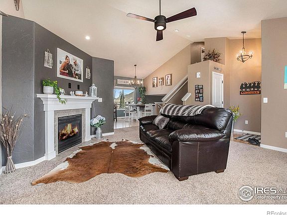 3rd image of 427 Frontier Ln
