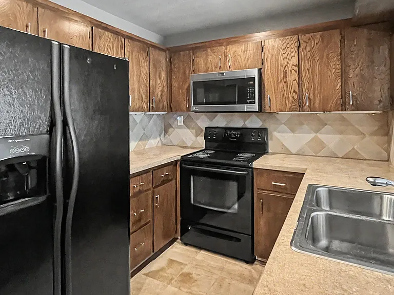 1300 W 7th Ave #311 — Photo 3