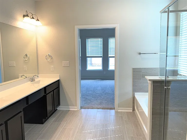 1104 Coulee Dr — Photo 21