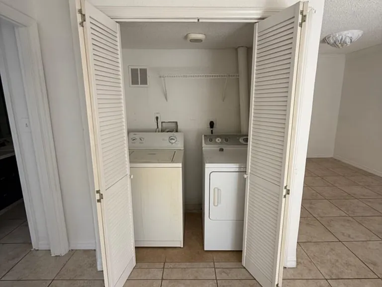 355 Wymore Rd #202 — Photo 9
