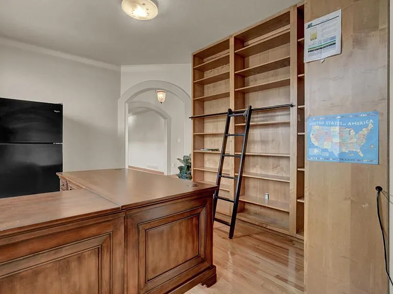 5235 Bancroft Hts — Photo 18