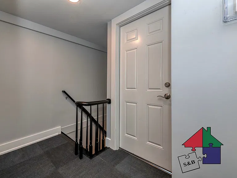 166 N Winooski Ave — Photo 16