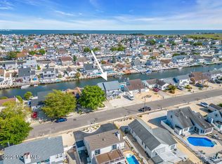 59 Top Sail Ct, Bayville, NJ
