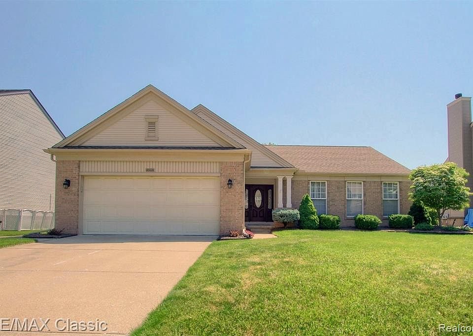 1st image of 8168 Creekside Dr