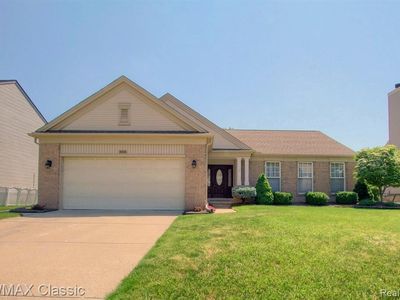 8168 Creekside Dr, Westland, MI, 48185