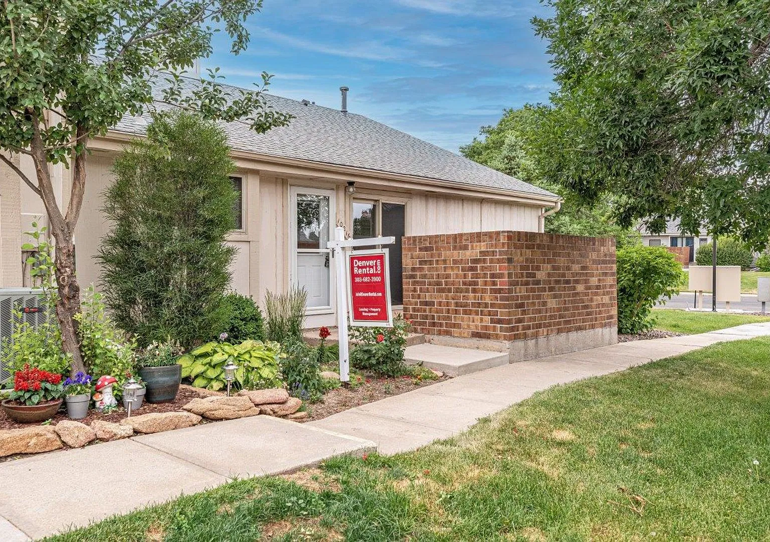 Gorgeous Thornton Three Bedroom Ranch! — Photo 1