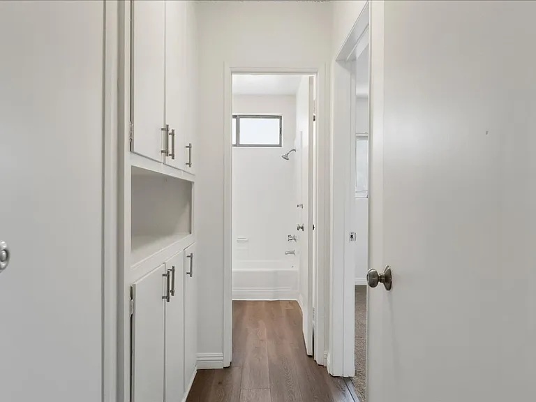 1831 Federal Ave #15 — Photo 8