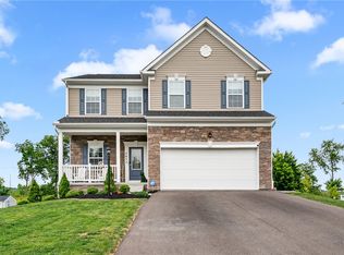 5052 Chalfant Ln, Gibsonia, PA 15044