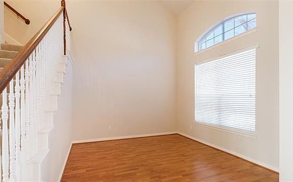 4th image of 3608 Bonita Dr