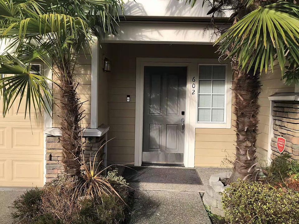 1st image of 11899 SE 4th Pl