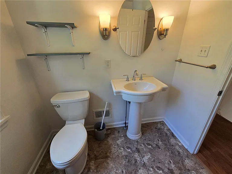 1602 Fallowfield Ave — Photo 21
