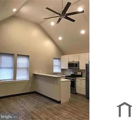 2 bed, 750 sqft, $1,500 — Photo 2