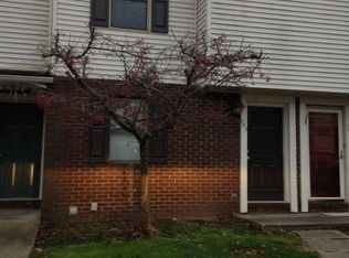 105 Brookside Ln, Seven Fields, PA 16046