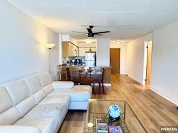5 Linden St APT 2C, Hackensack, NJ 07601