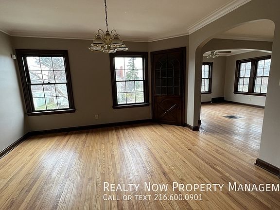 3rd image of 18220 Winslow Rd Floor 2-1822