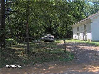 2nd image of 401 Martin Luther King Dr