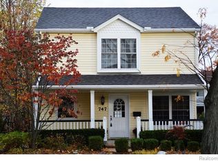 747 Bird Ave, Birmingham, MI 48009
