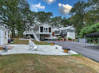 80 Phipps Dr, West Haven, CT 06516
